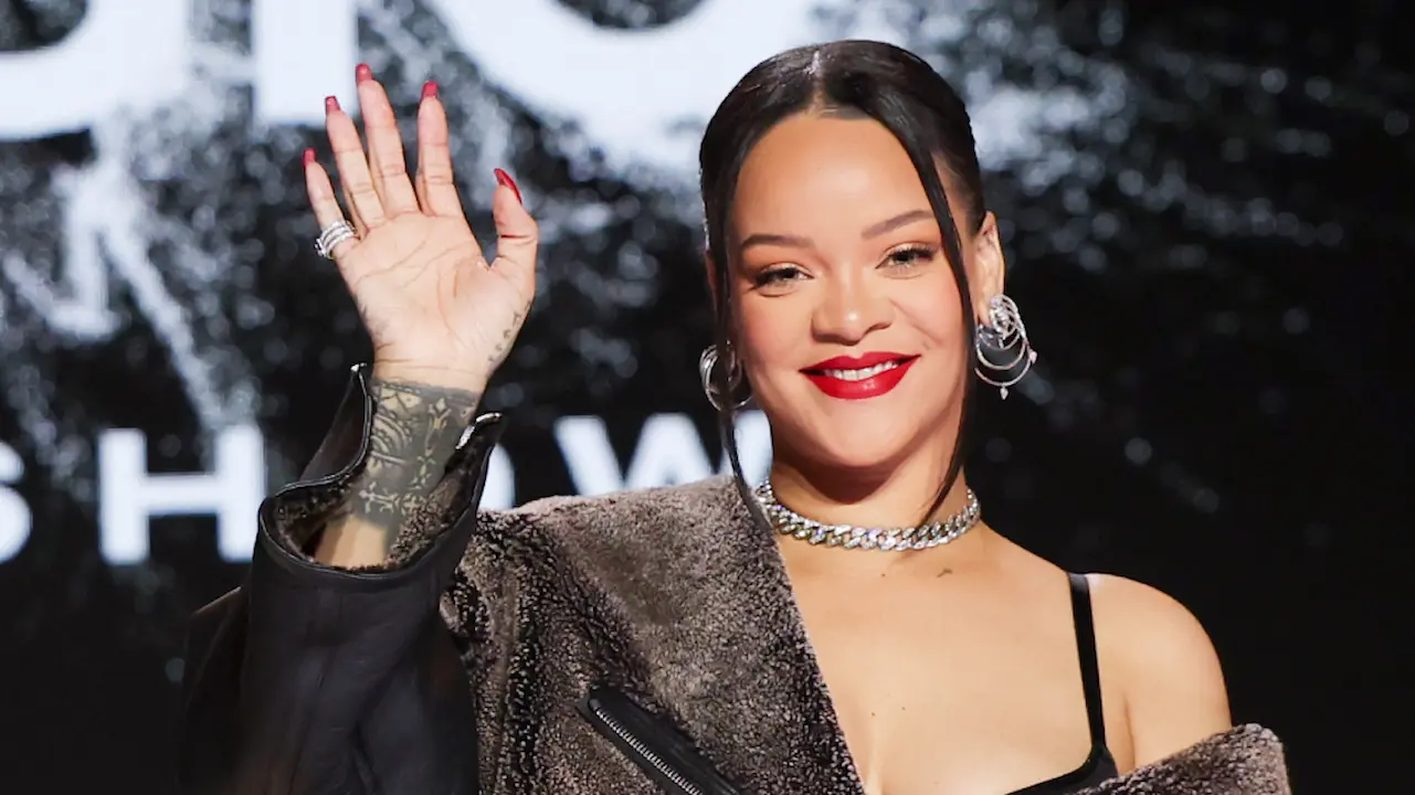 Rihanna-watch-collection-is-worth-1-million