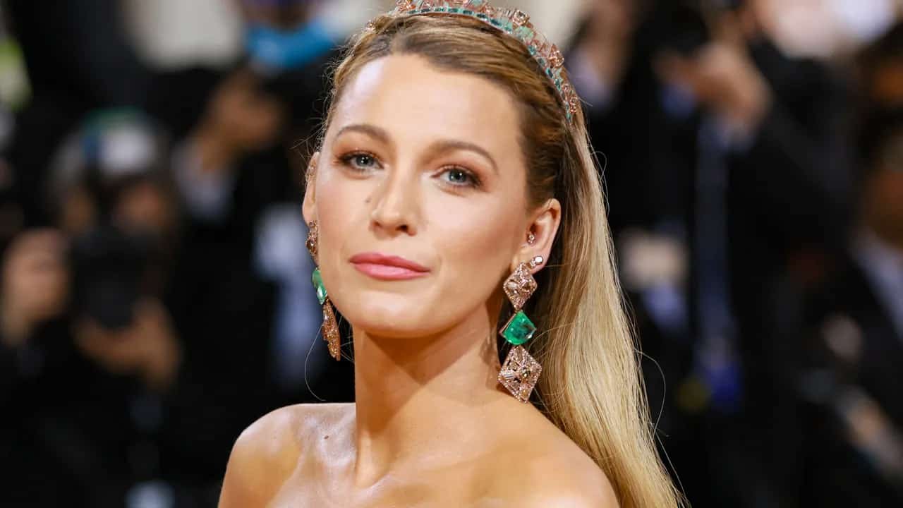 Blake-lively-watch-collection-is-glorious