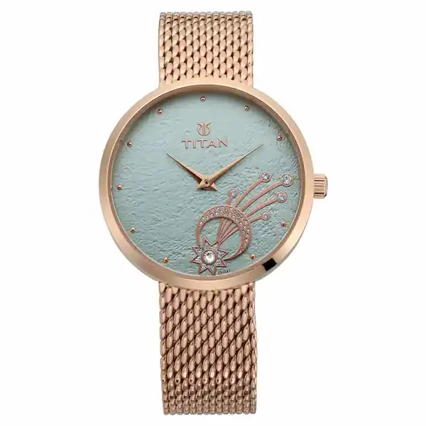 Sara-ali-khan-watch-collection-titan-steller-mint-dial-watch
