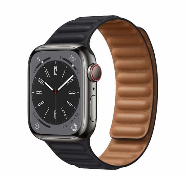 Apple-watch-series-8-with-black-leather-strap