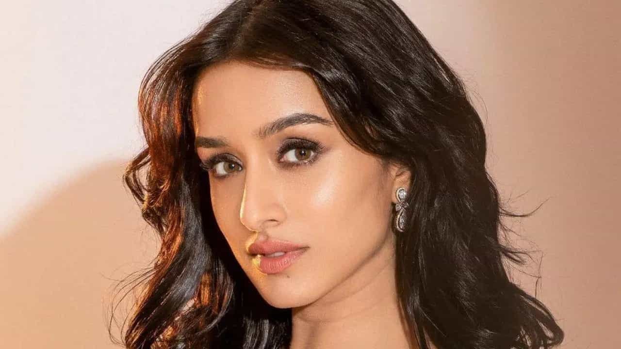 Shraddha-kapoor-watch-collection-is-luxurious